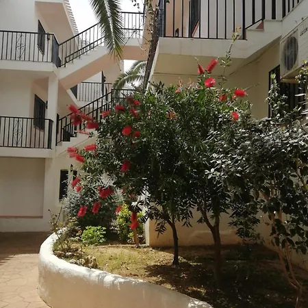 Bajo Con Jardin Privado Y Piscina - Font Nova * Peniscola